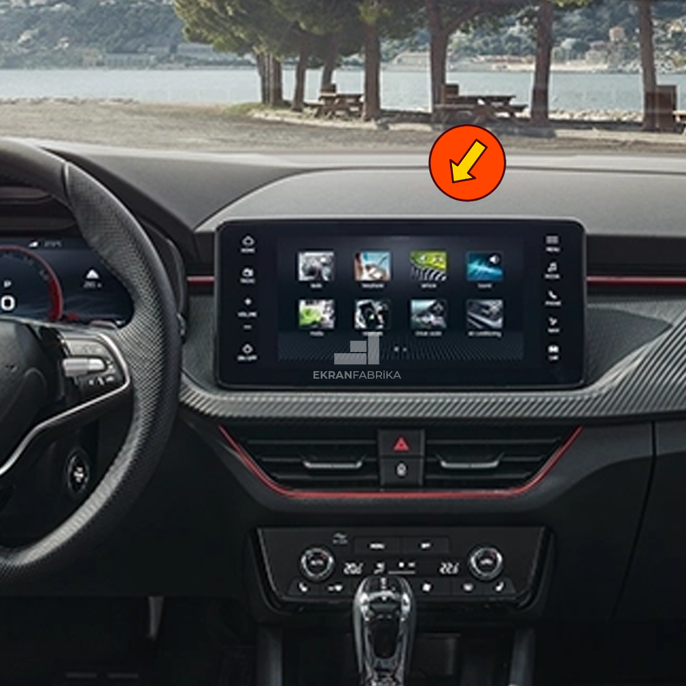 Skoda Scala 8.25'' Multimedya Ekran Koruyucu