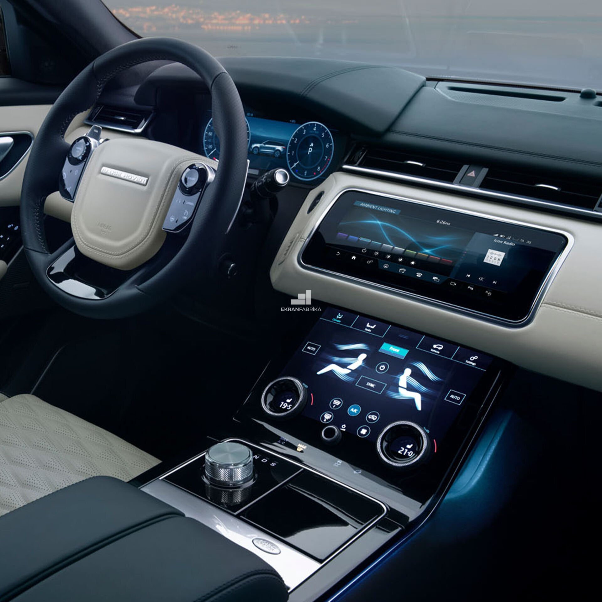 Range Rover Velar Multimedya Koruyucu